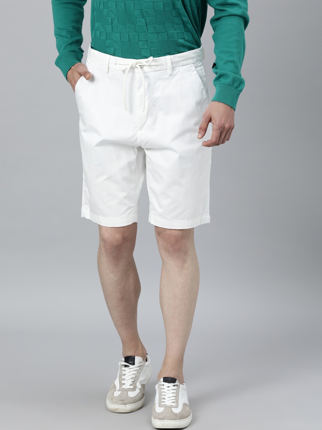 

RARE RABBIT Men White Printed Regular Shorts