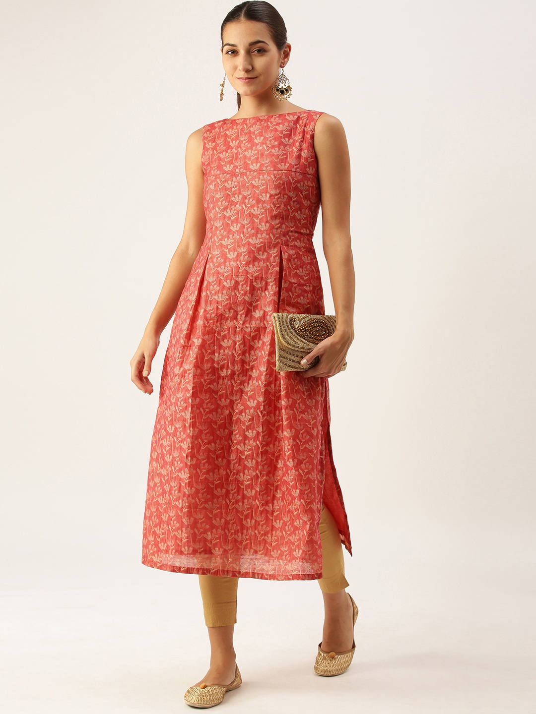 

Ethnovog Women Red Floral Printed Floral Chanderi Silk Chanderi Silk Kurta