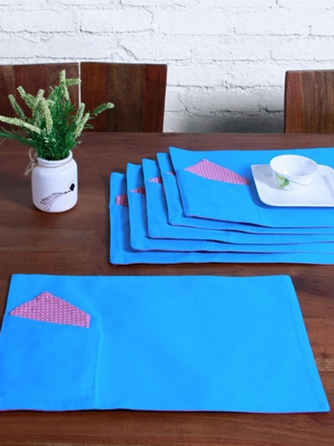 

Lushomes Set of 6 Bordeux and Bachelor Button Placemats & Napkins, Blue