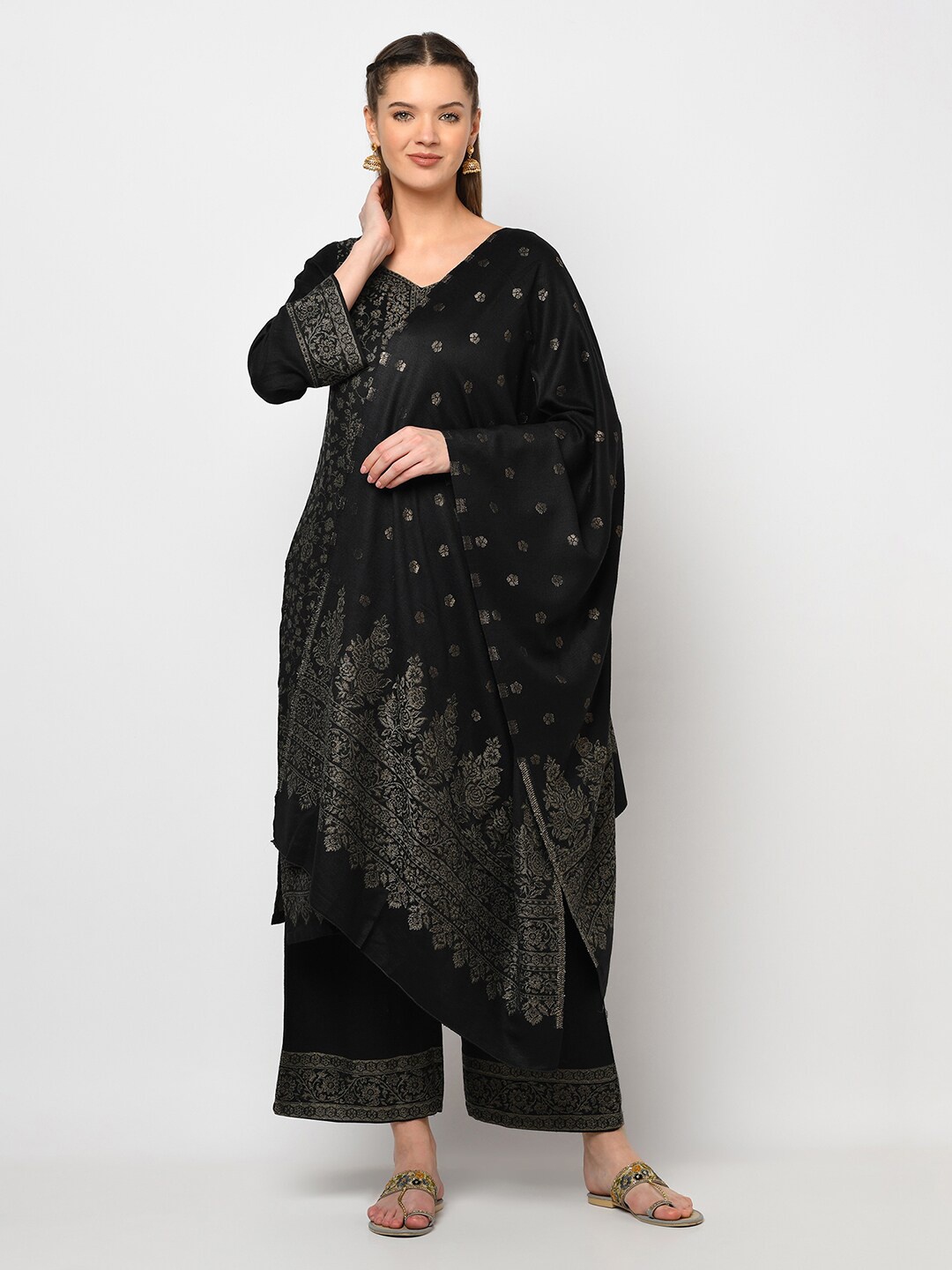

Safaa Black & Silver-Coloured Acro Wool Unstitched Dress Material