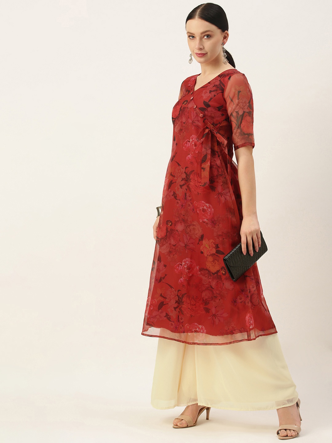 

Ethnovog Women Red Floral Printed Regular Kurta with Palazzos