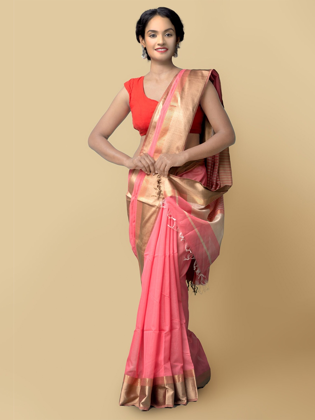 

Unnati Silks Women Pink & Gold-toned Pure Handloom Maheshwari Sico Sustainable Saree