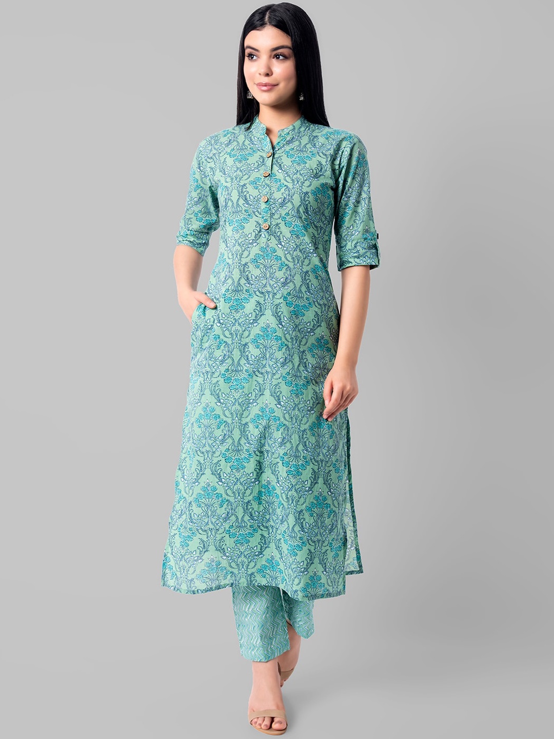 

Wodreams Women Green Floral Printed Panelled Pure Cotton Kurta with Trousers