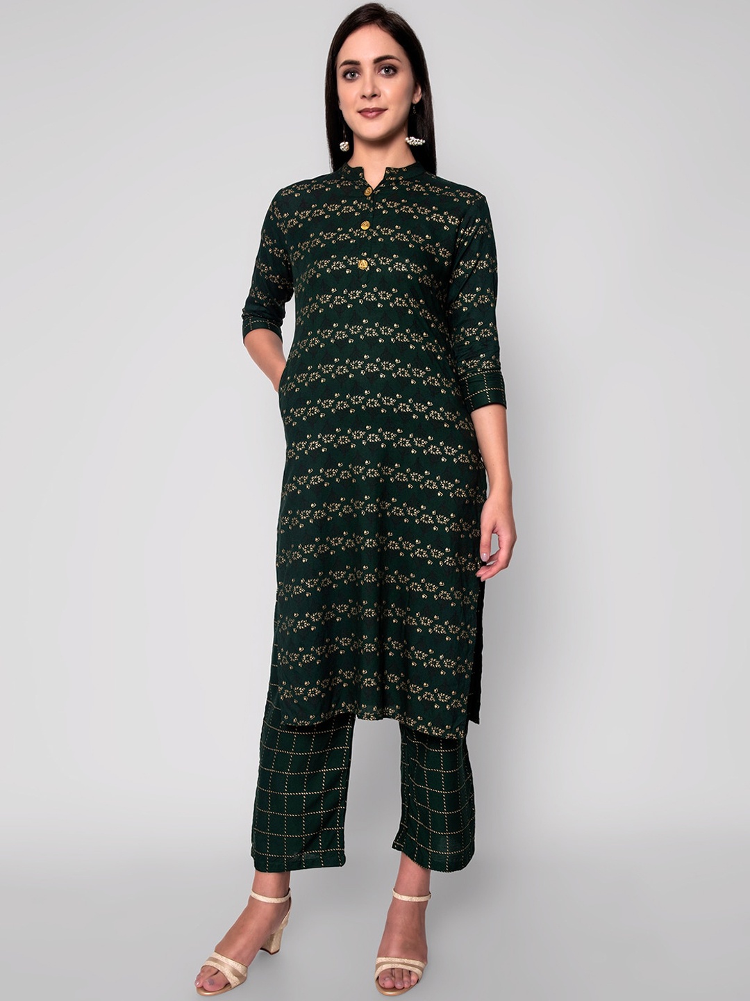 

Wodreams Women Green Floral Printed Regular Kurta with Palazzos