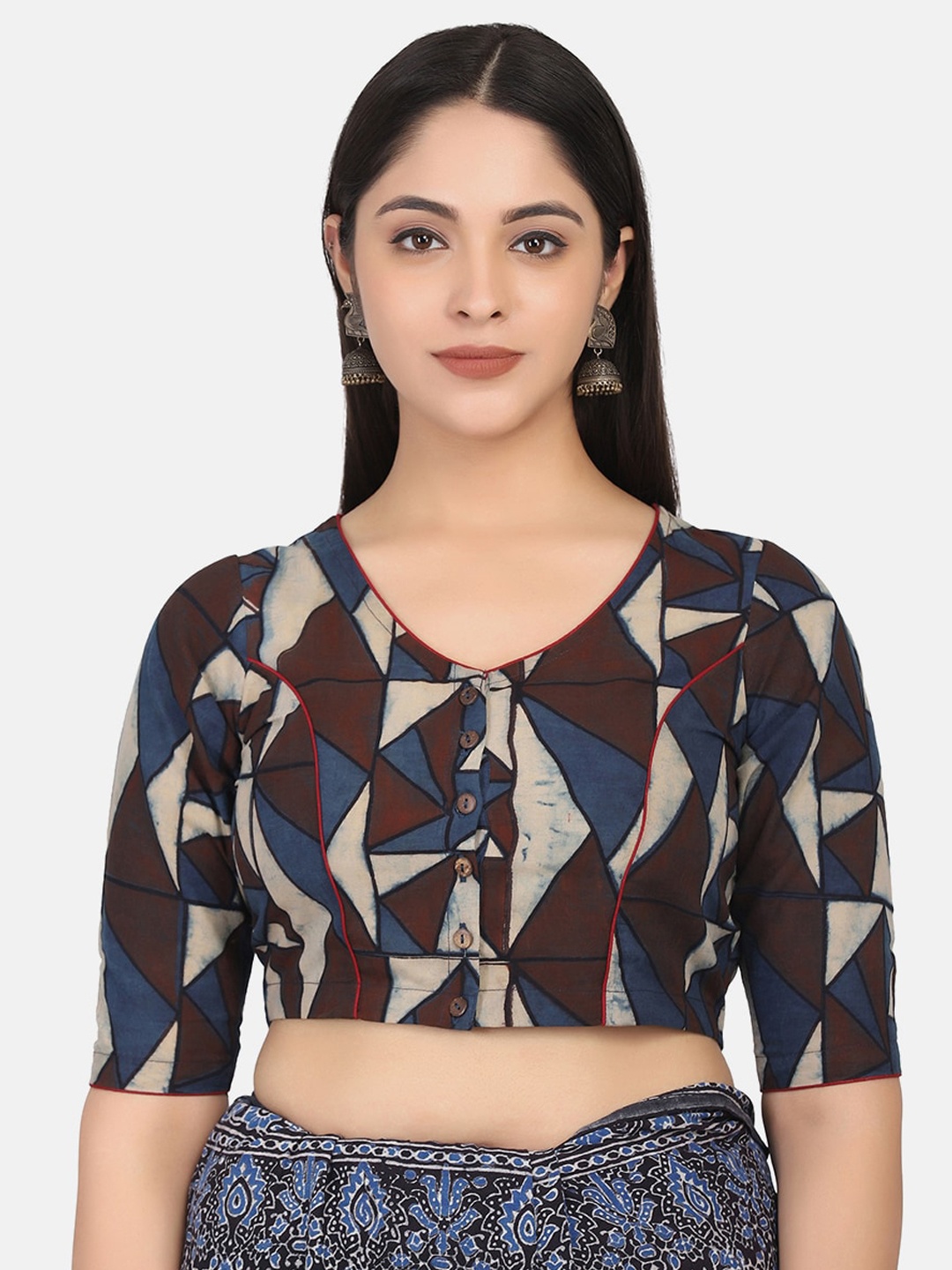 

THE WEAVE TRAVELLER Women Navy Blue & Brown Ajrakh Printed Cotton Saree Blouse