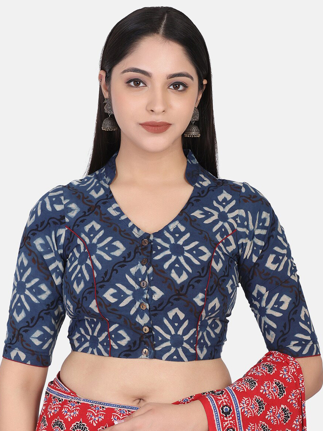 

THE WEAVE TRAVELLER Women Blue & White Printed Cotton Saree Blouse