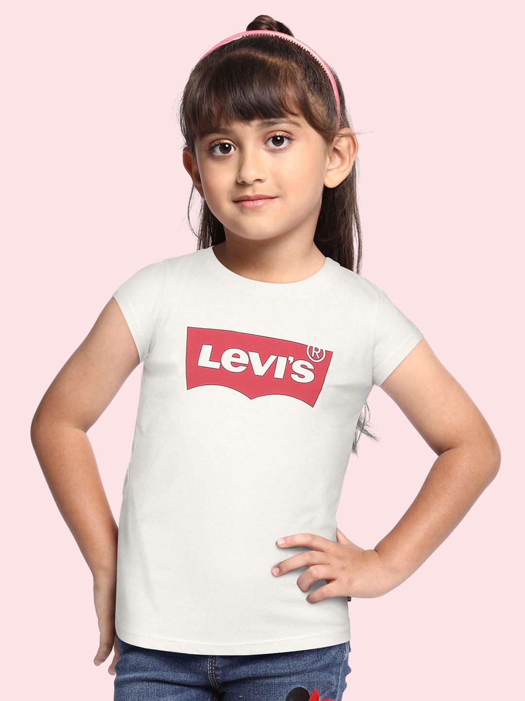 

Levis Girls White Brand Logo Printed T-shirt