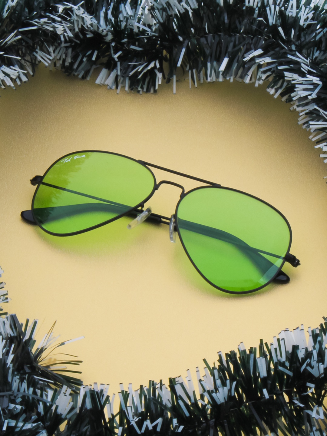 

Ted Smith Unisex Green Lens & Black Aviator Sunglasses with UV Protected Lens AVIMAST_C29