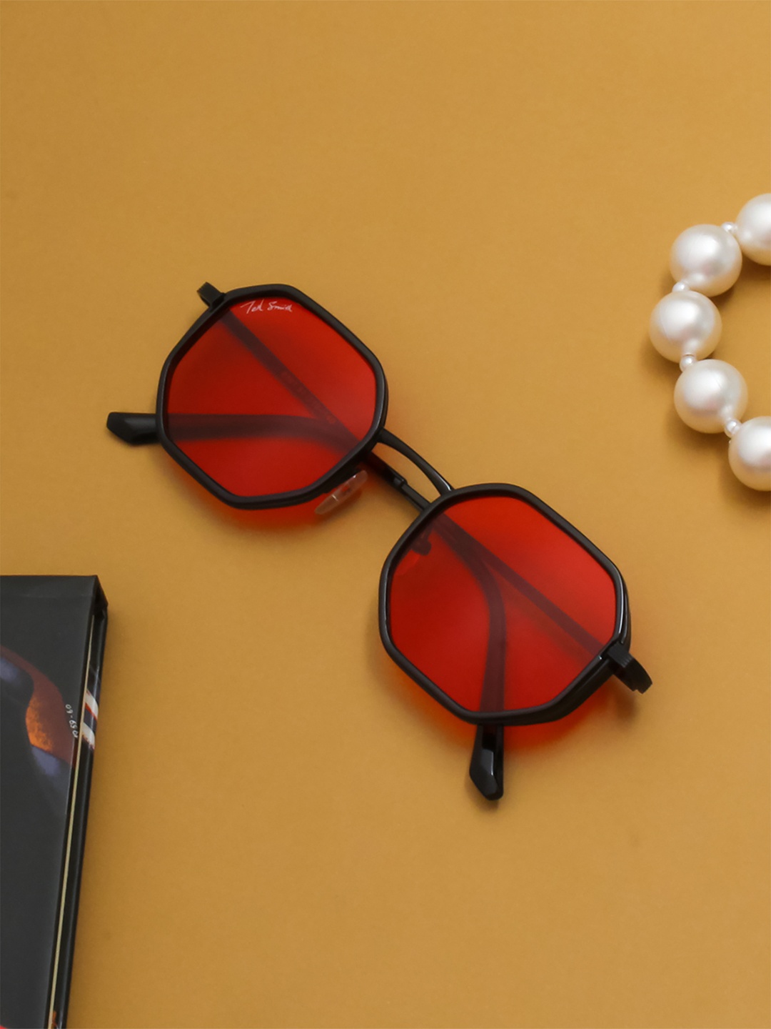 

Ted Smith Unisex Red Lens & Black Other Sunglasses with UV Protected Lens EDGY_C4