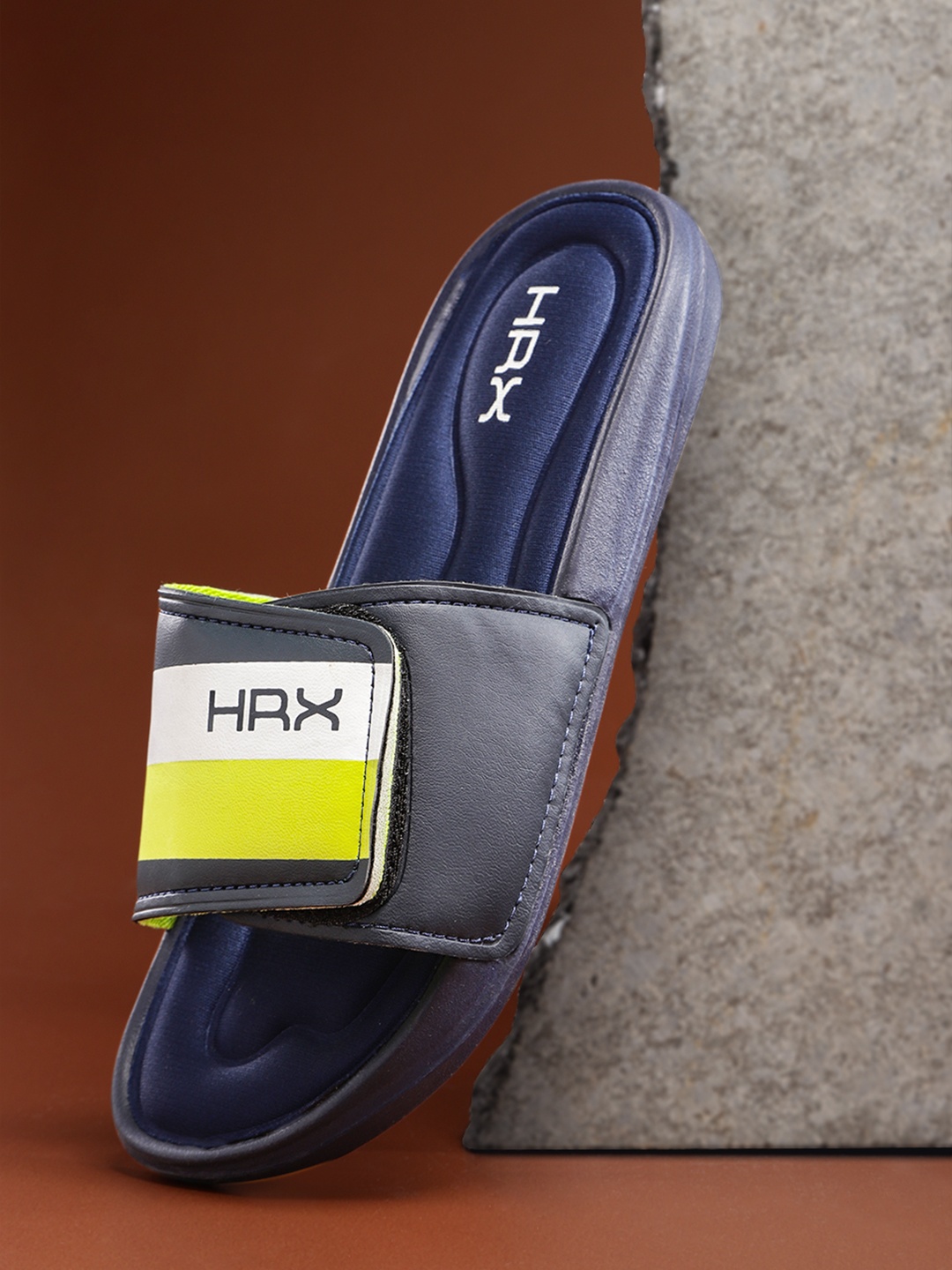 

HRX by Hrithik Roshan Men Black & Green HRX Memory Foam Flip Flop