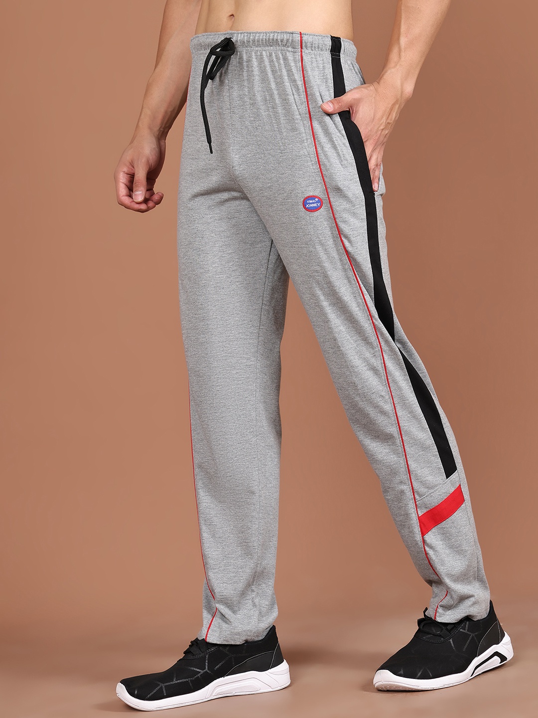 

MACK JONNEY Men Solid Grey Track Pants