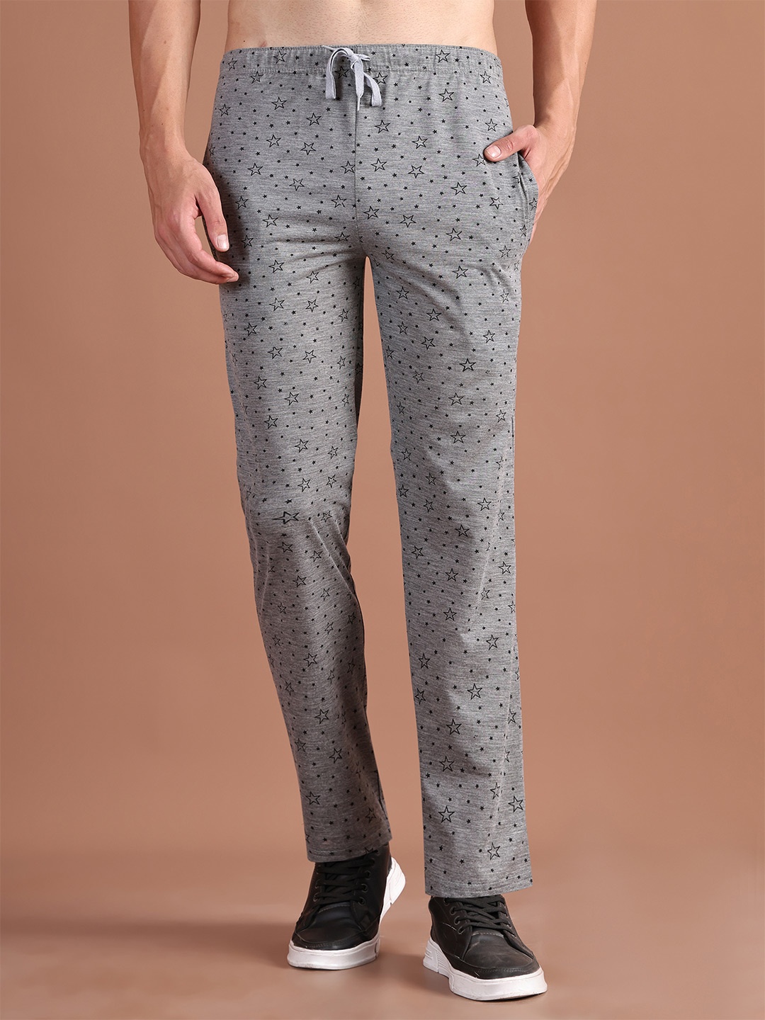 

MACK JONNEY Men Grey & White Printed Track Pants