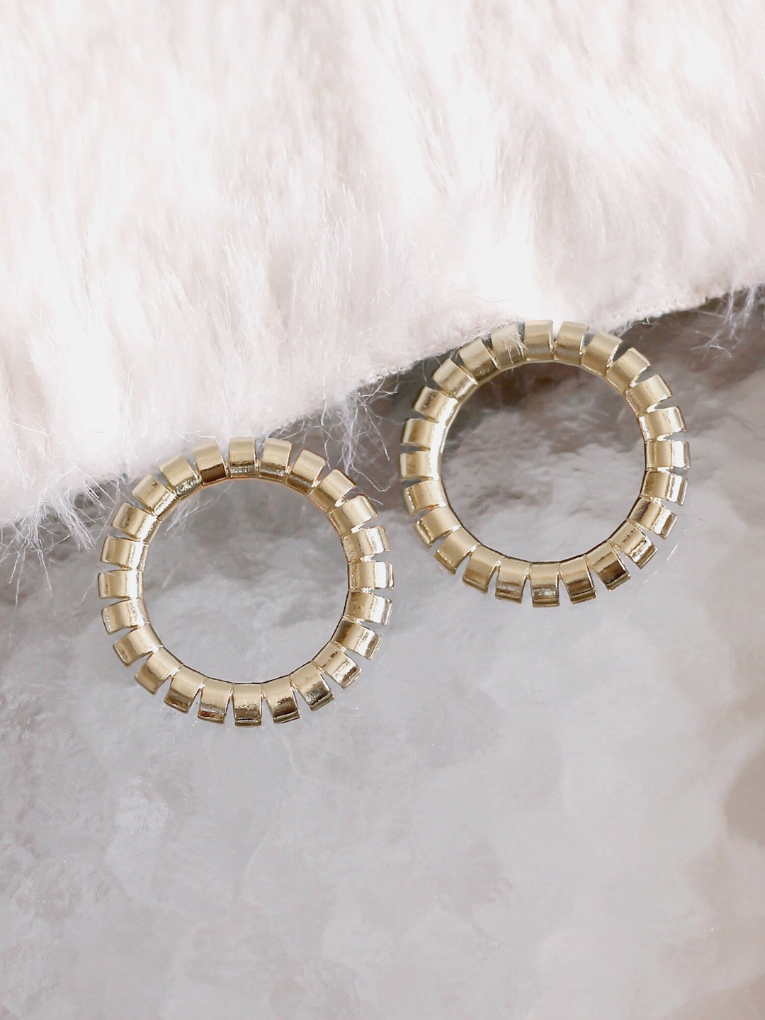 

Bellofox Gold-Toned Contemporary Hoop Earrings