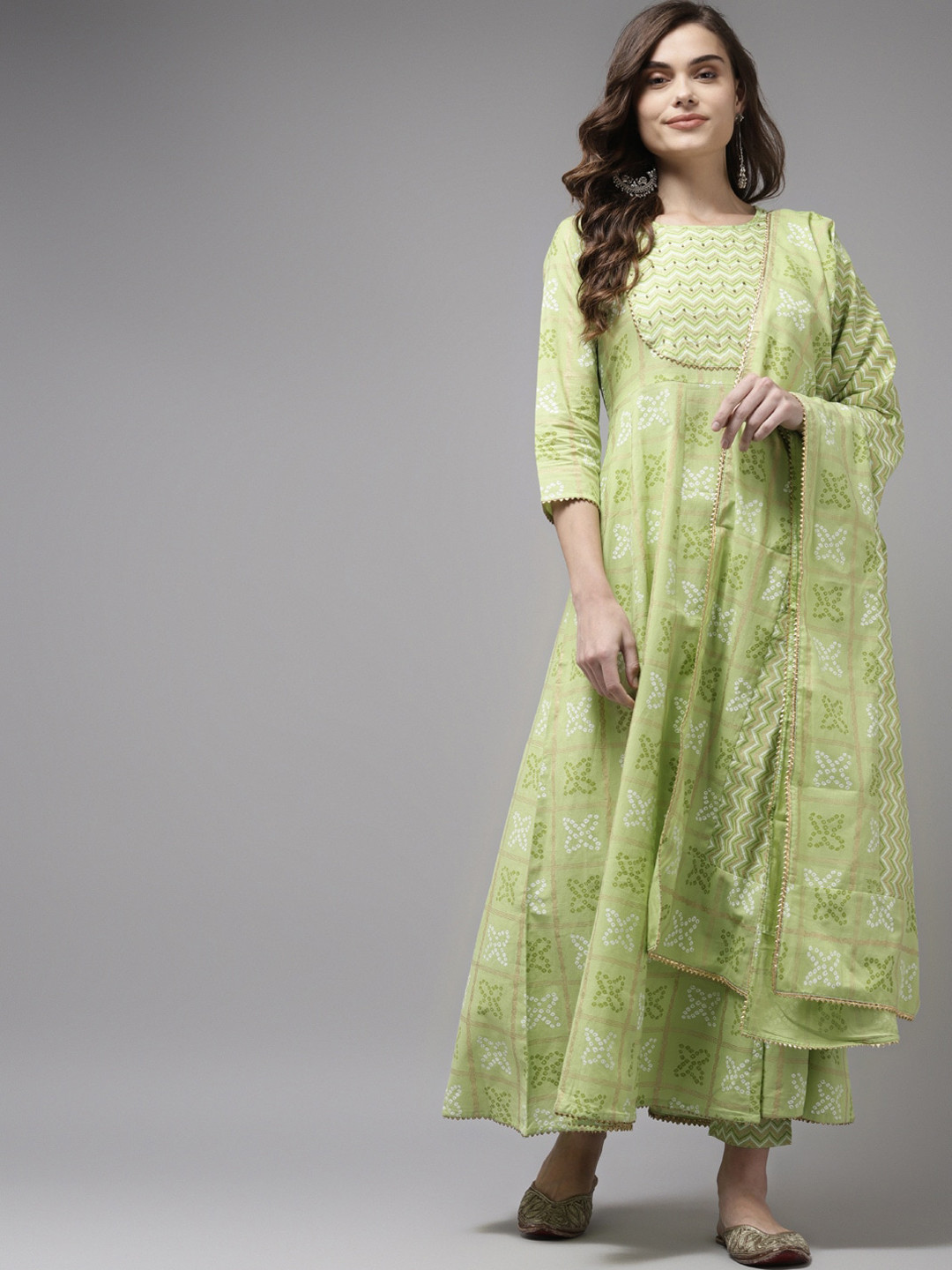 

Indo Era Women Green Ethnic Motifs Printed Empire Kurta with Sharara & Dupatta