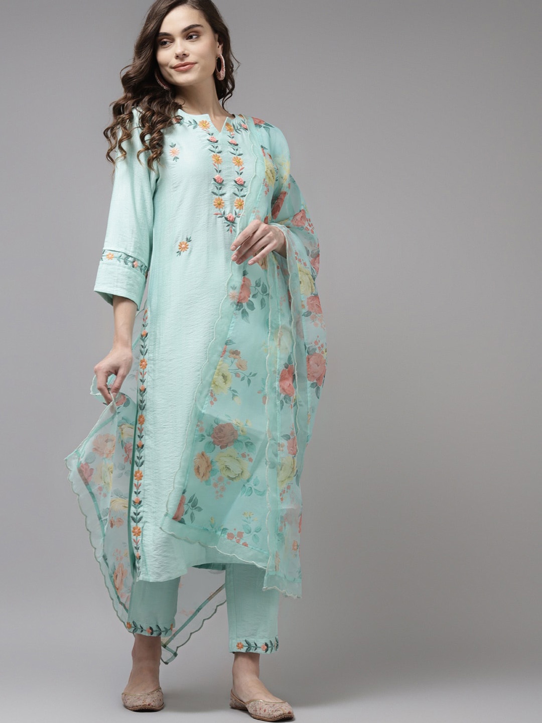 

Indo Era Women Sea Green Floral Embroidered Regular Kurta with Trousers & Dupatta