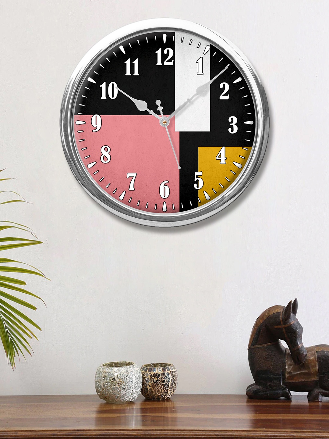 999Store Black & Pink Geometry Printed Contemporary Wall Clock 30 cm
