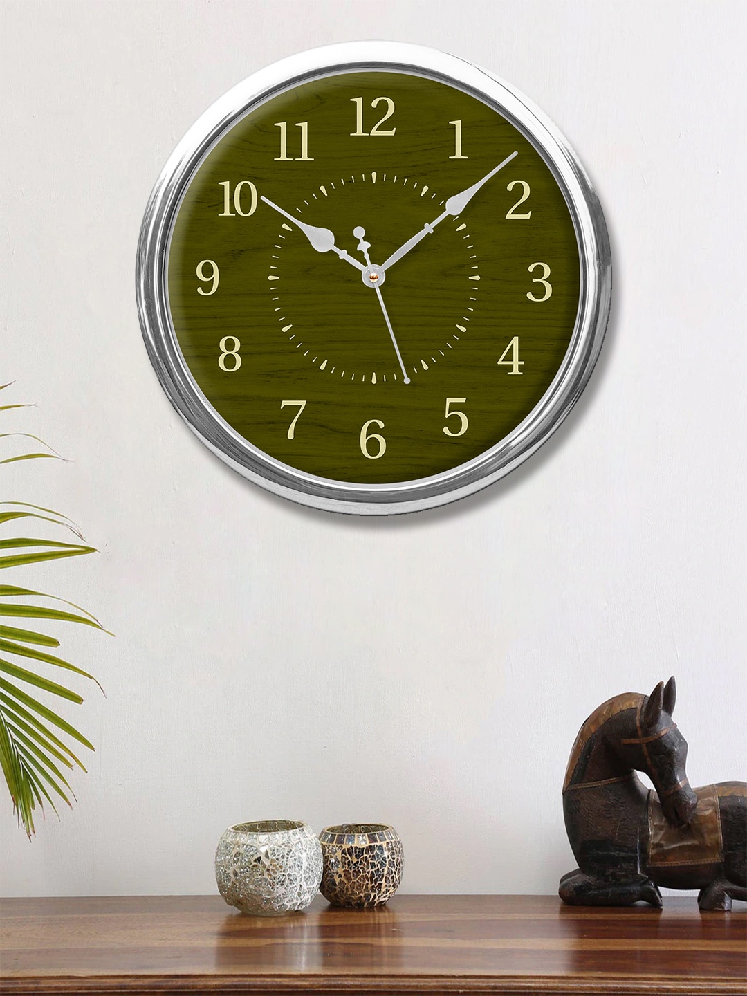 

999Store Green & Yellow Printed Traditional Wall Clock