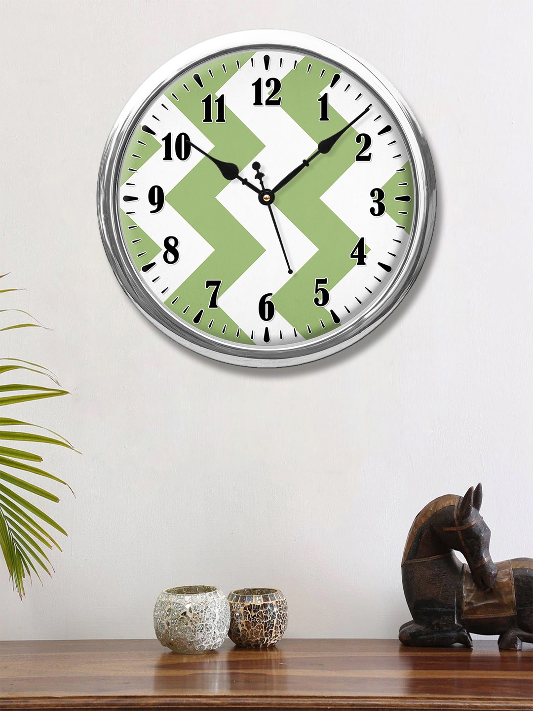 

999Store Green & White Printed Contemporary Wall Clock