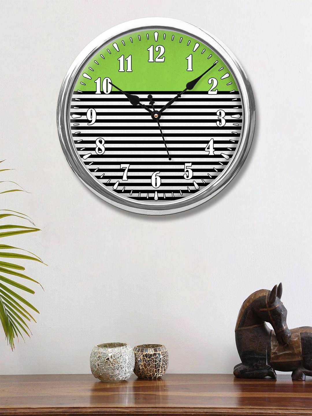 

999Store Green & White Printed Contemporary Wall Clock