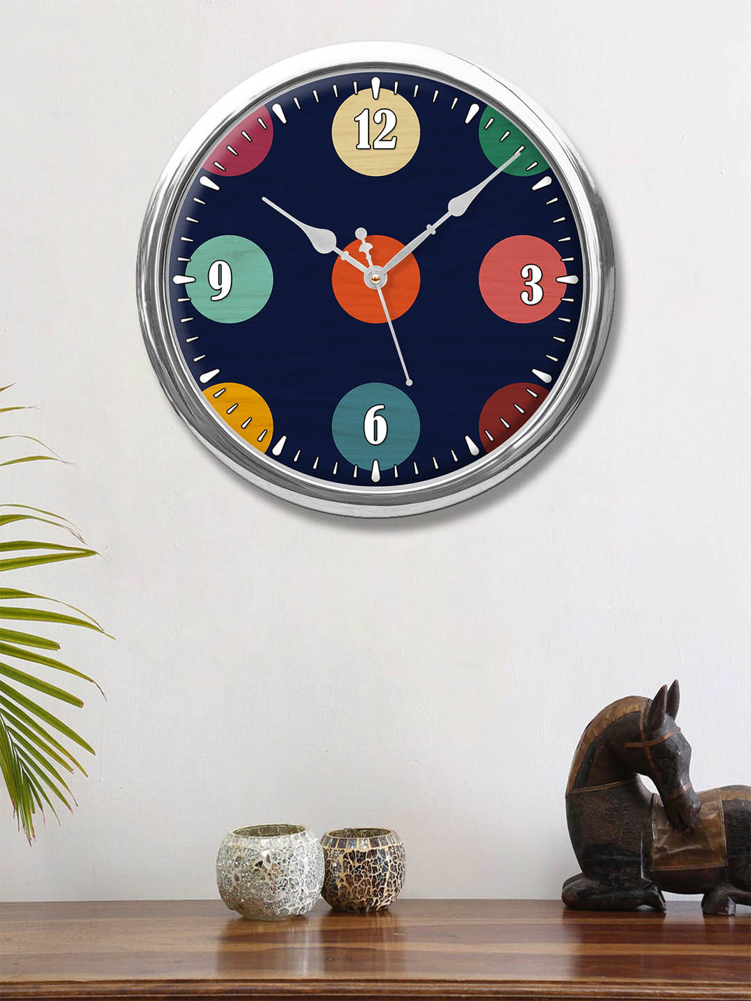 

999Store Blue & Red Printed Traditional Wall Clock