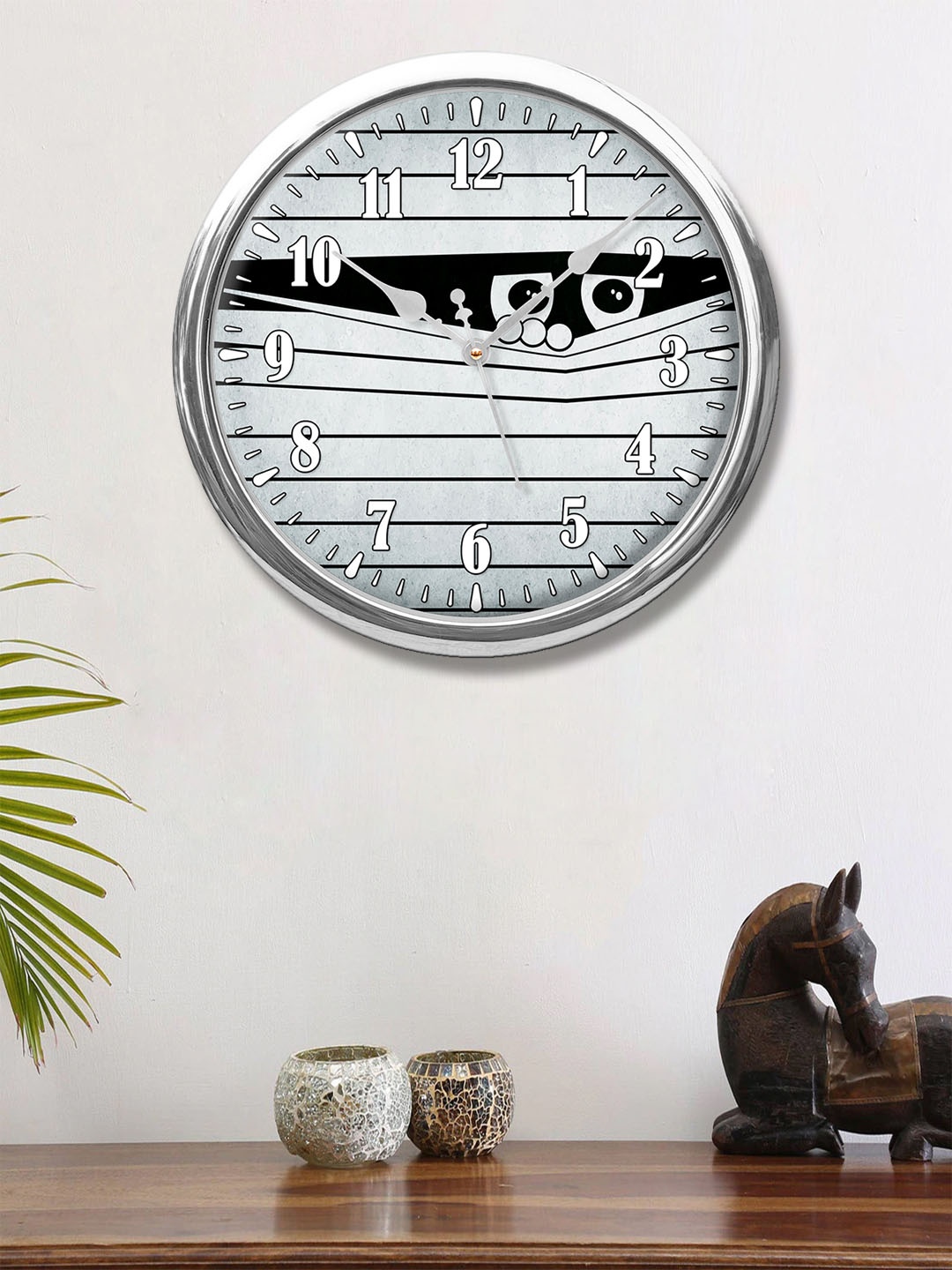 

999Store White Round Geometrical Printed Analogue Wall Clock