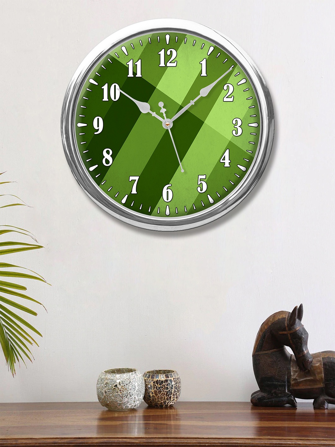 

999Store Green & White Printed Contemporary Wall Clock