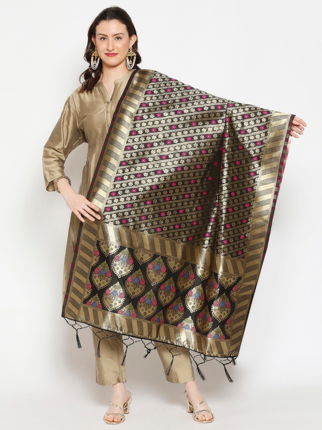 

Dupatta Bazaar Black & Gold-Toned Ethnic Motifs Woven Design Banarasi Silk Dupatta