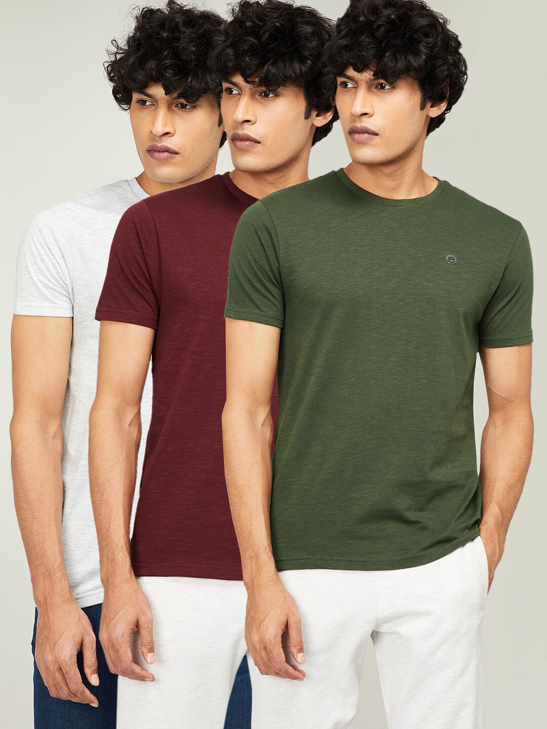 

Bossini Men White Pockets T-shirt