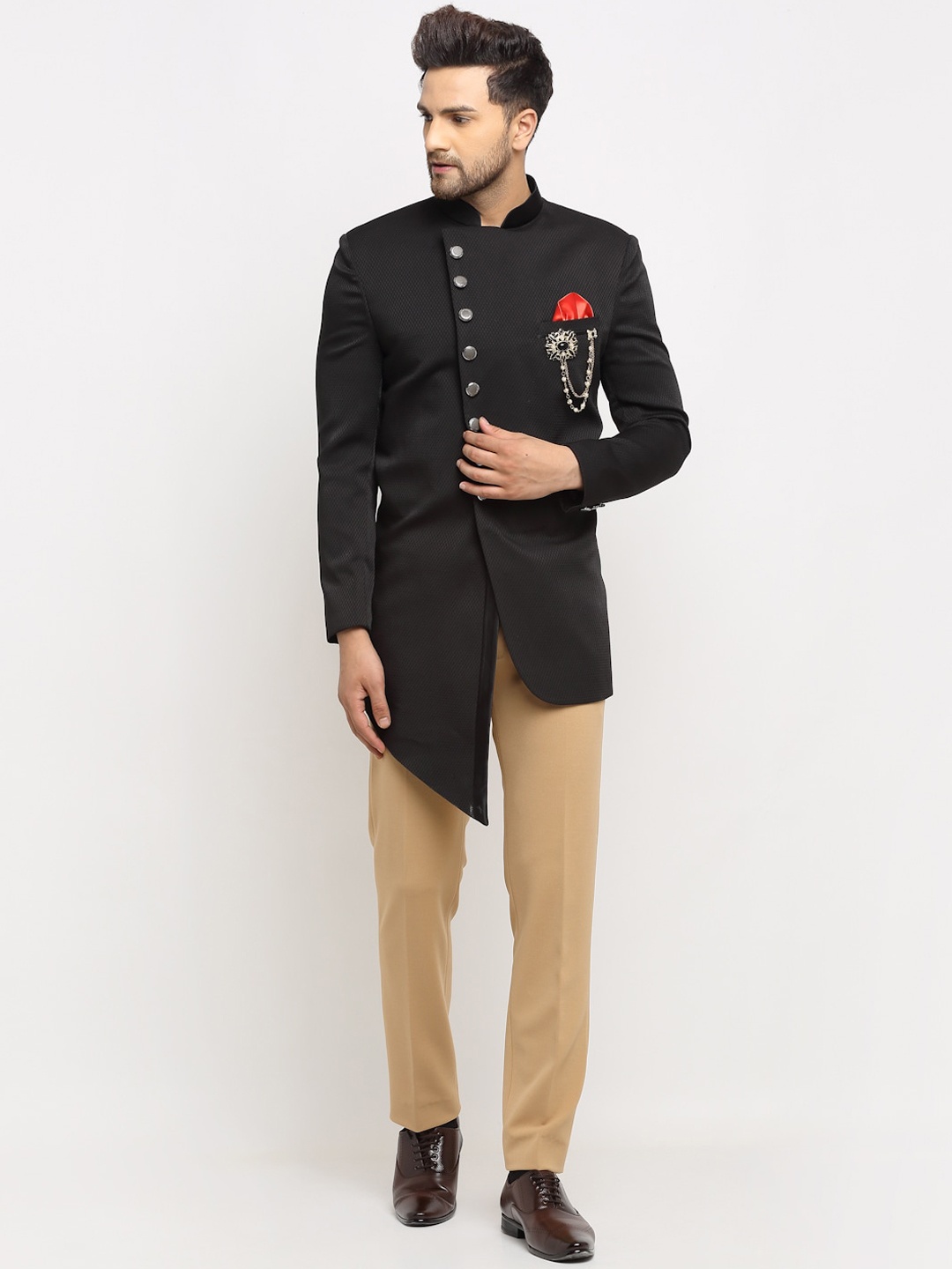 

LUXURAZI Men Black & Beige Solid Sherwani With Trouser
