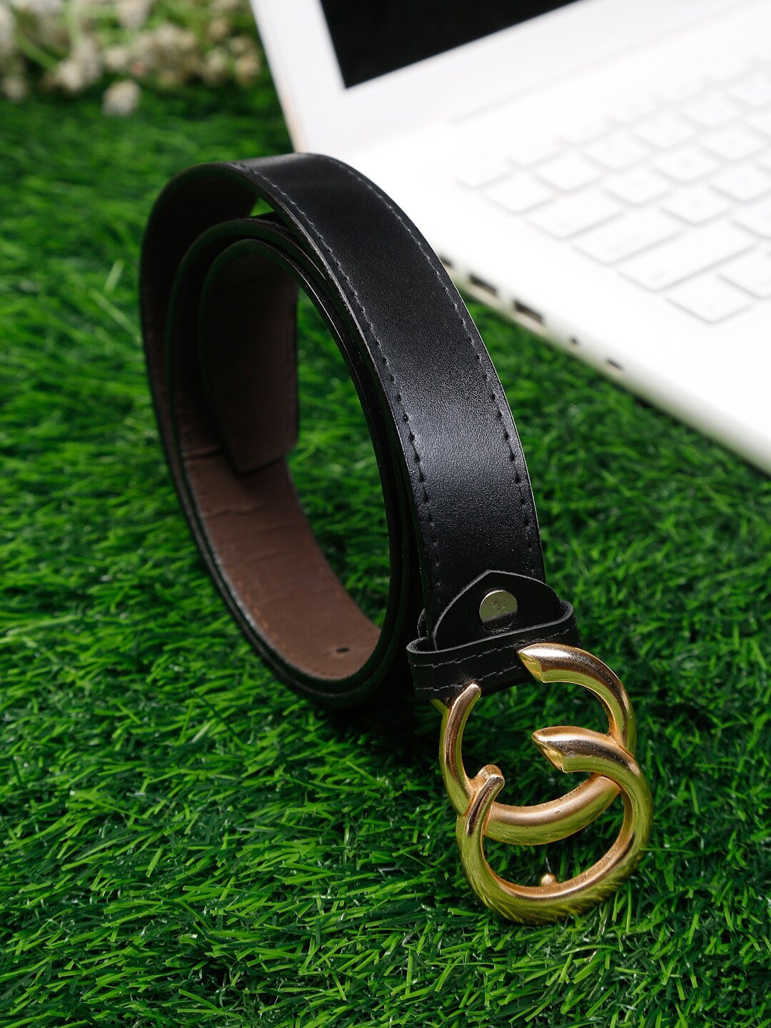 

Apsis Women Black Slim Belt