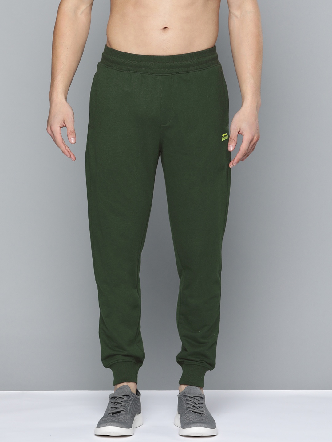 

Slazenger Men Olive Green Solid Bio-Wash Athleisure Joggers