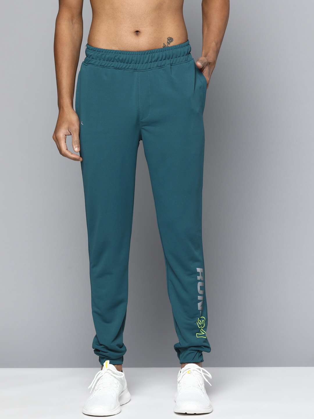 

Slazenger Men Brand Logo Print Joggers, Teal