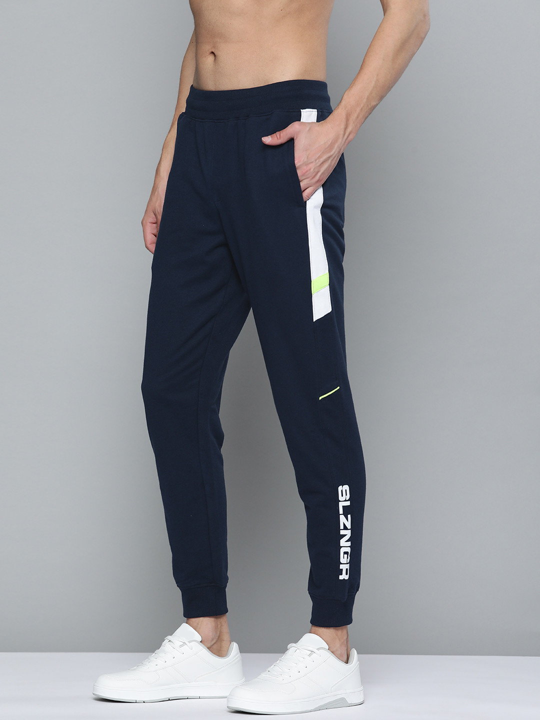 

Slazenger Men Navy Blue Brand Logo Printed Joggers