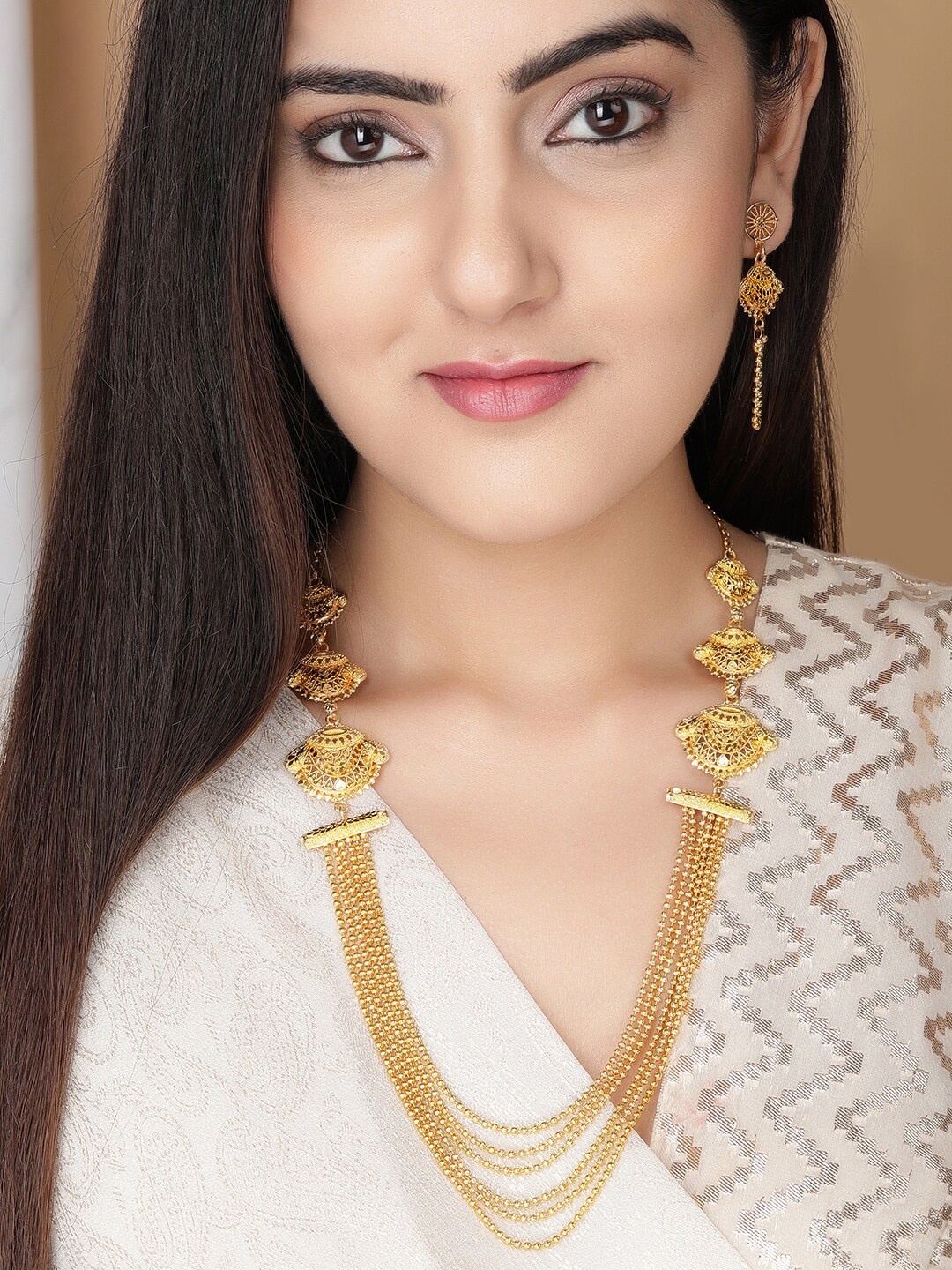 

Rubans Woman 22K Gold Plated Handcrafted Filigree Multi String Necklace Set