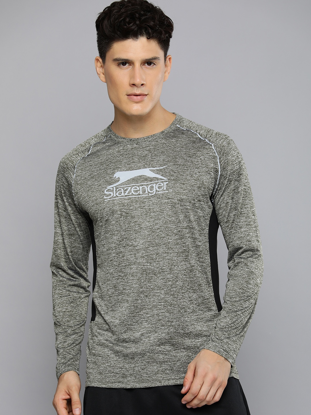 

Slazenger Raglan Sleeves Brand Logo Printed Ultra Dry Anti-Static Running T-shirt, Grey