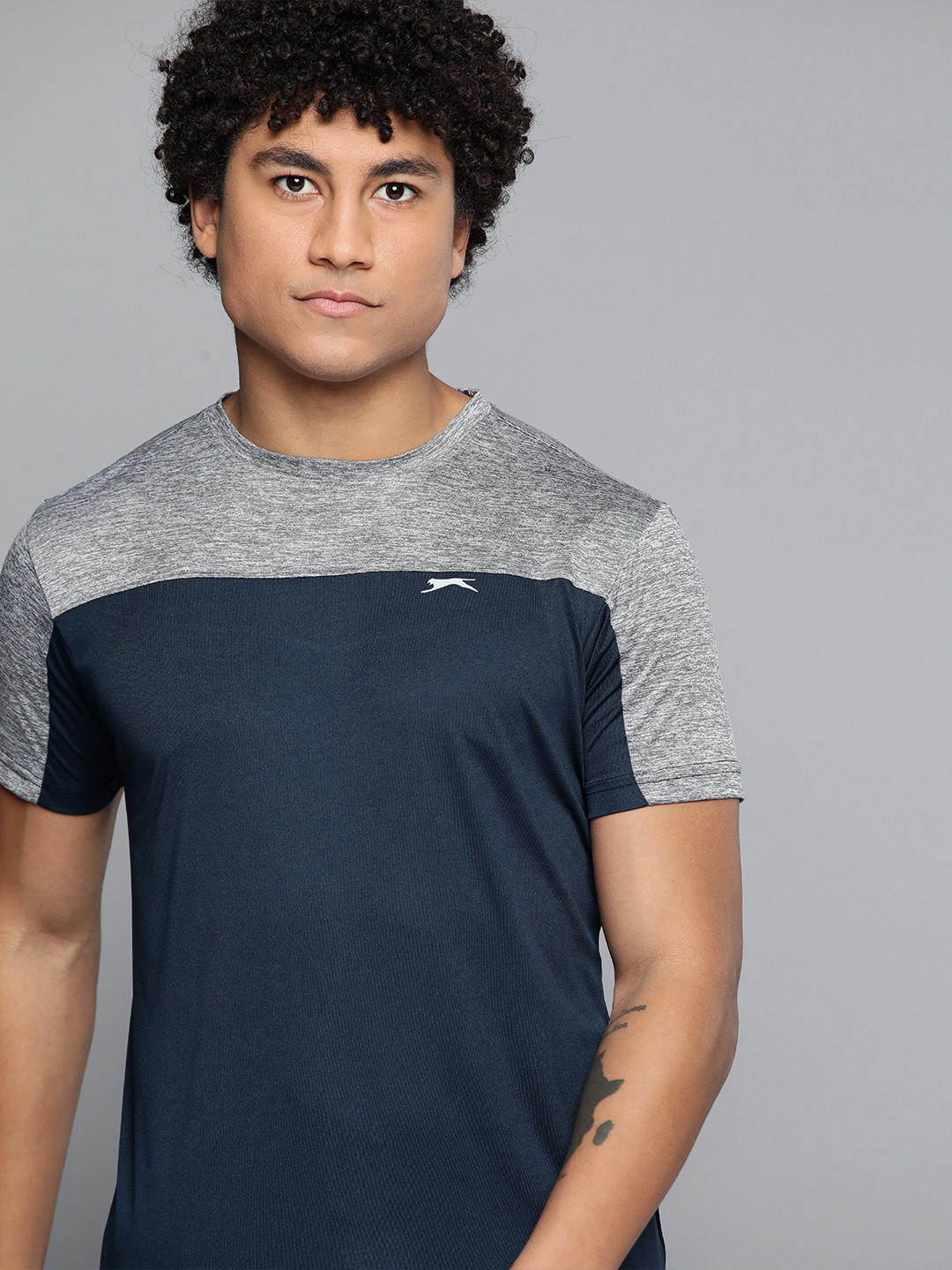 

Slazenger Men Colourblocked Ultra-Dry Running T-shirt, Navy blue
