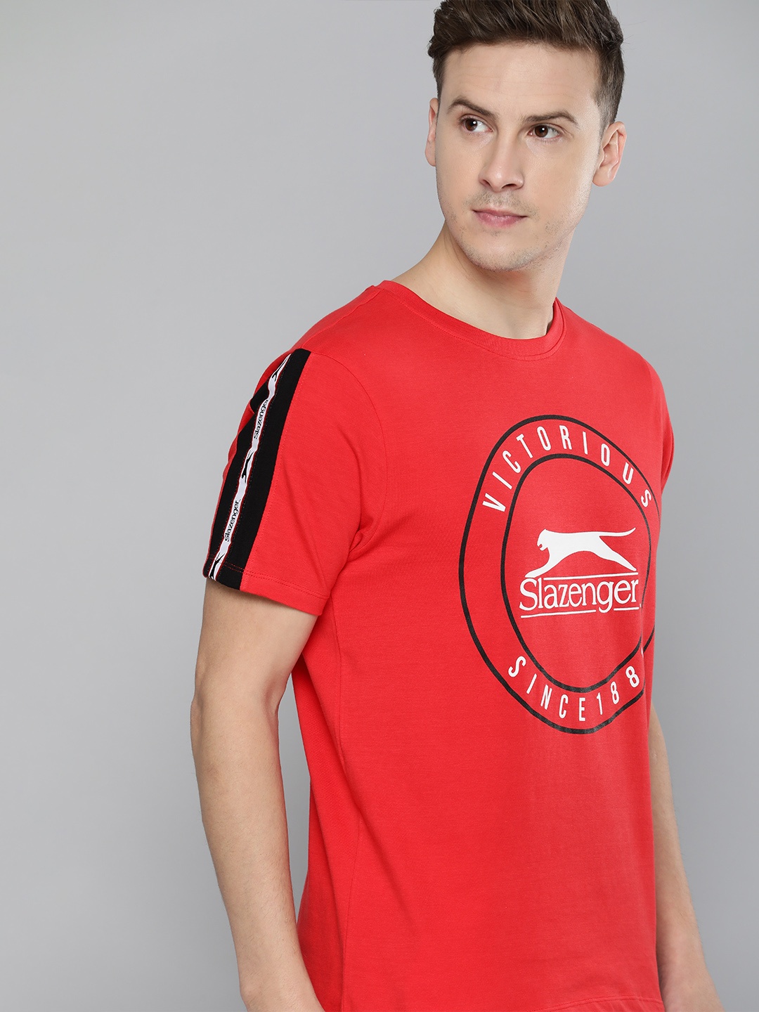 

Slazenger Men Red Brand Logo Printed Side Striped Pure Cotton Bio-Wash T-shirt