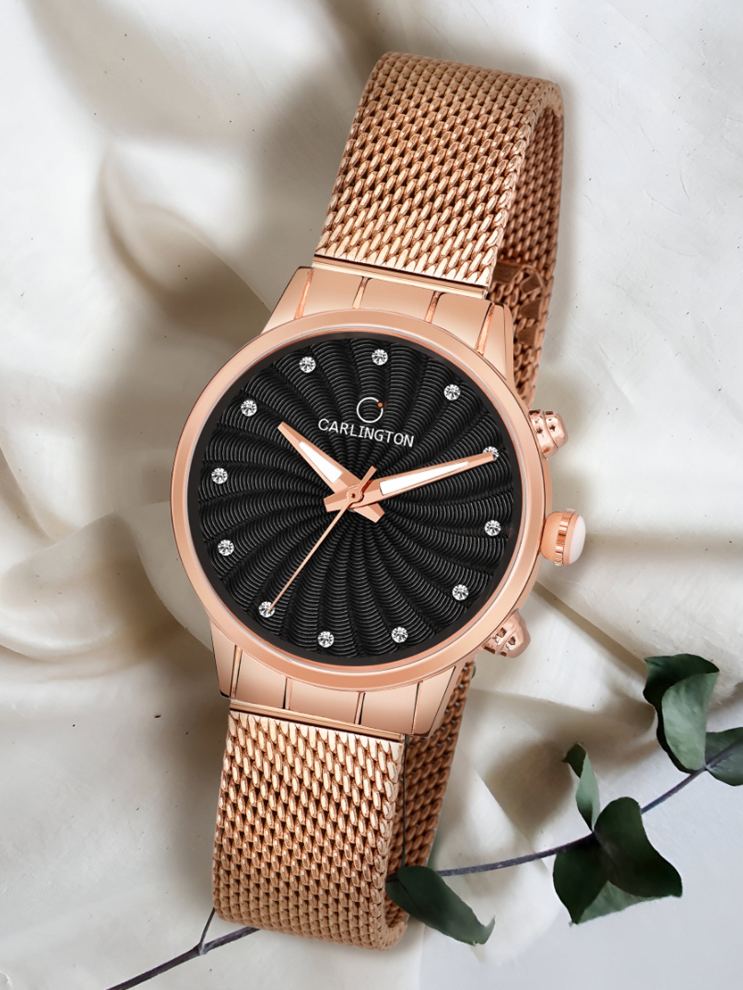 

CARLINGTON Women Black Dial & Rose Gold Toned Stainless Steel Bracelet Style Straps Analogue Watch