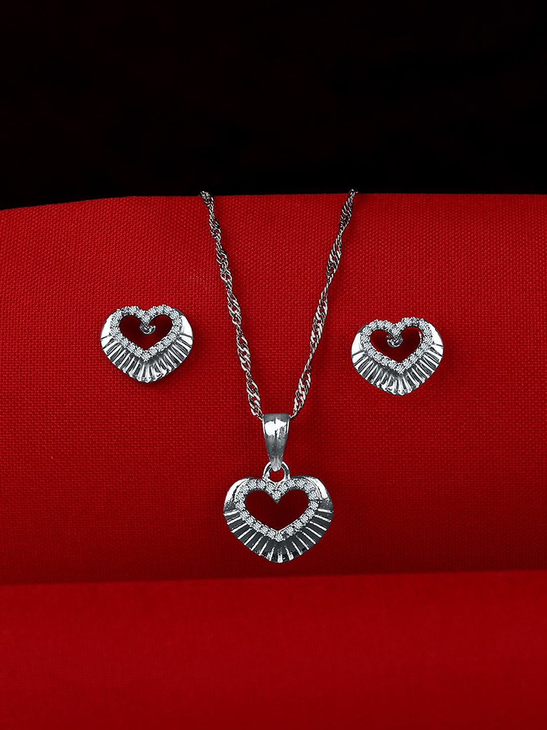 

ZINU Silver Toned Heart Shaped CZ studded Jewellary Set
