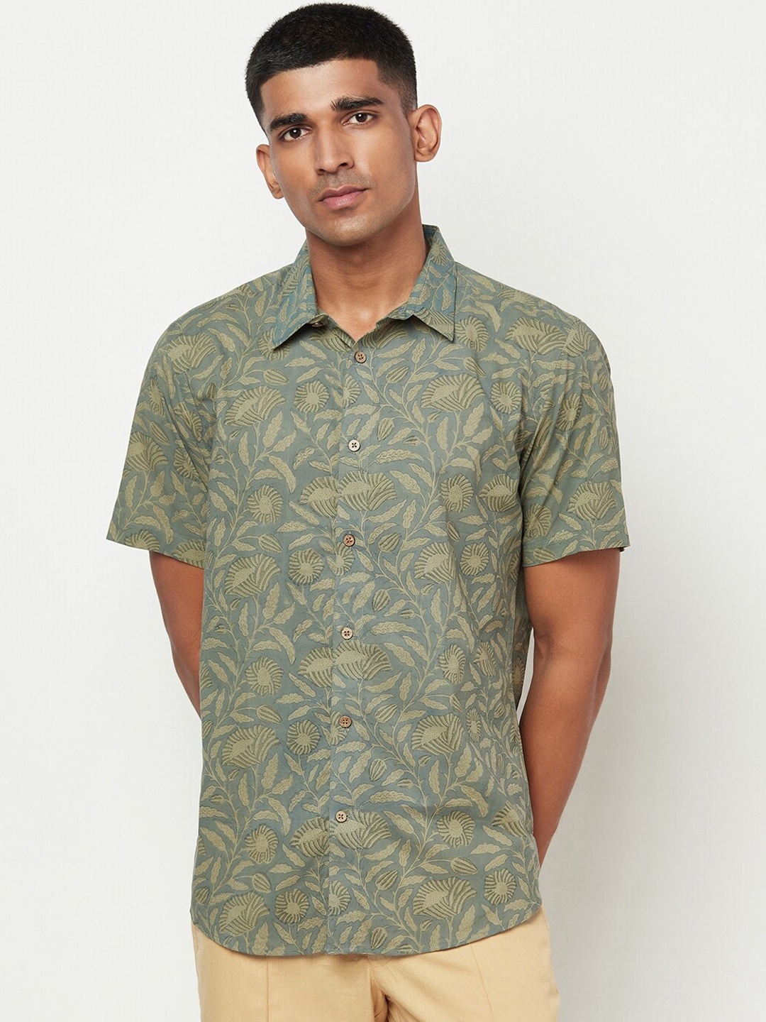 

Fabindia Men Green Slim Fit Printed Casual Shirt