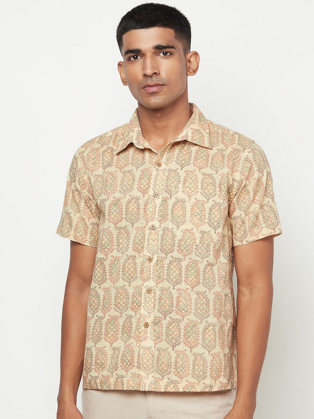

Fabindia Men Beige Opaque Printed Casual Shirt
