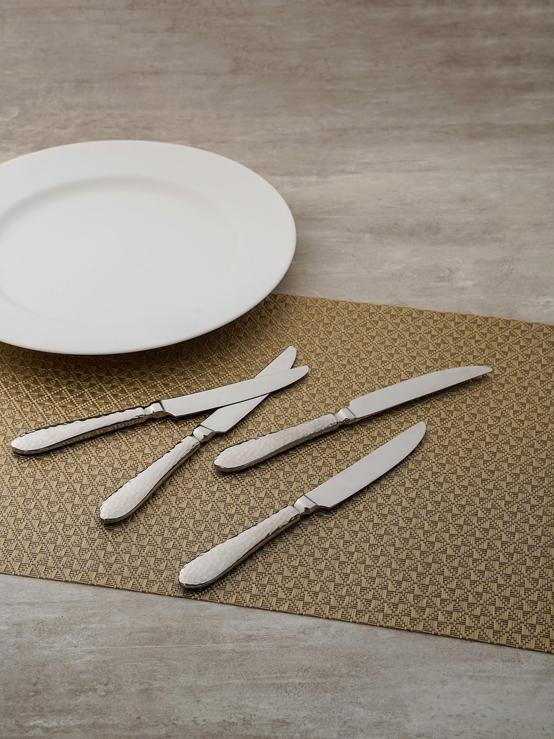 

Pure Home and Living Set of 3 Dessert Knife, Silver