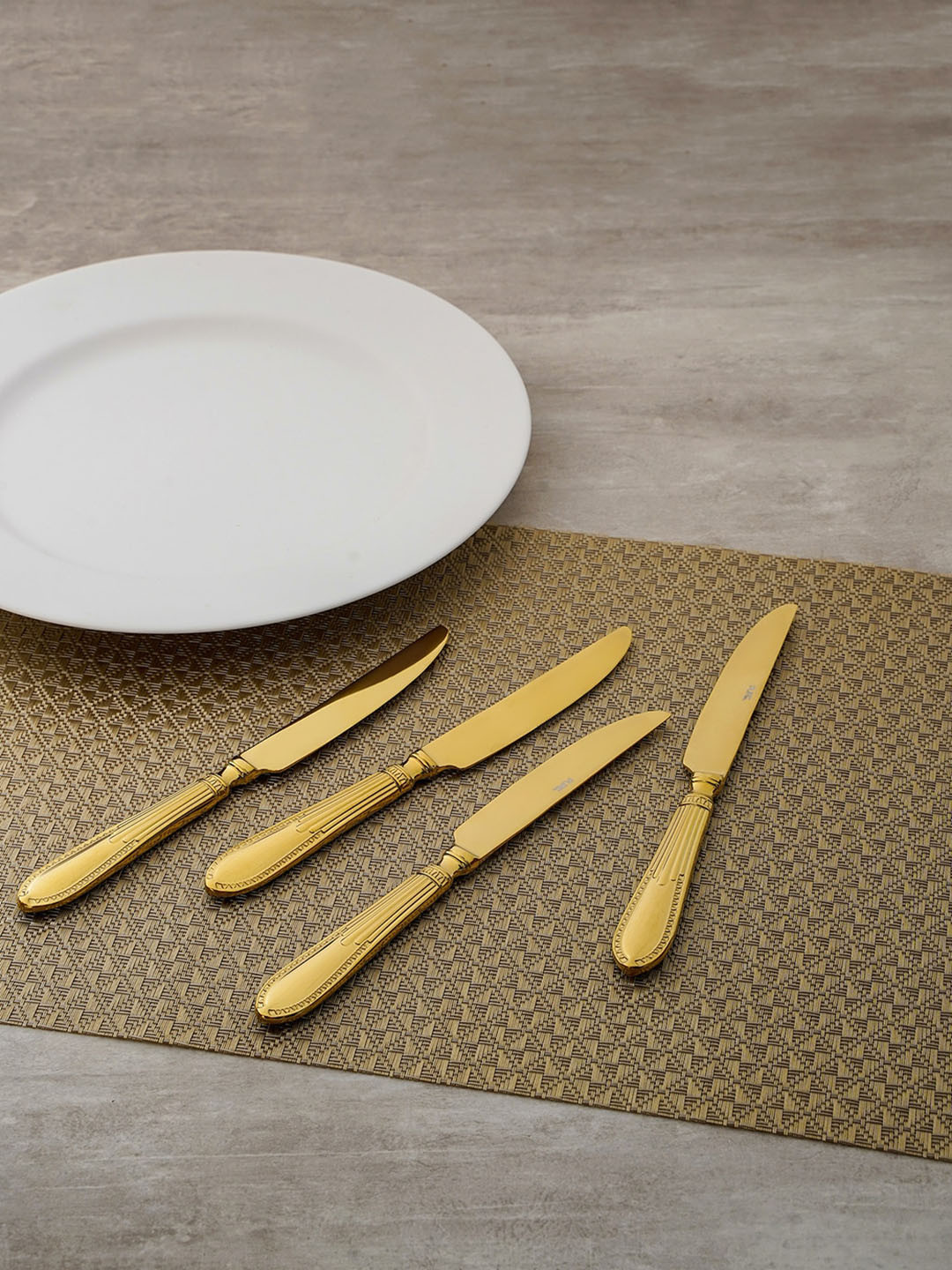 

Pure Home and Living Gold-Toned 4 Pieces Stainless Steel Glossy Knives