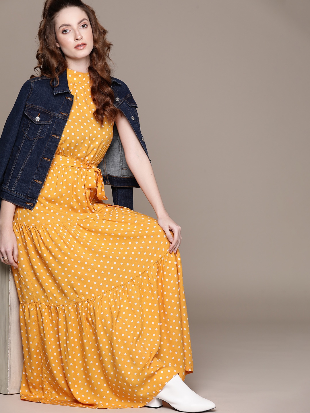 

URBANIC Women Yellow & White Keyhole Neck Maxi Dress