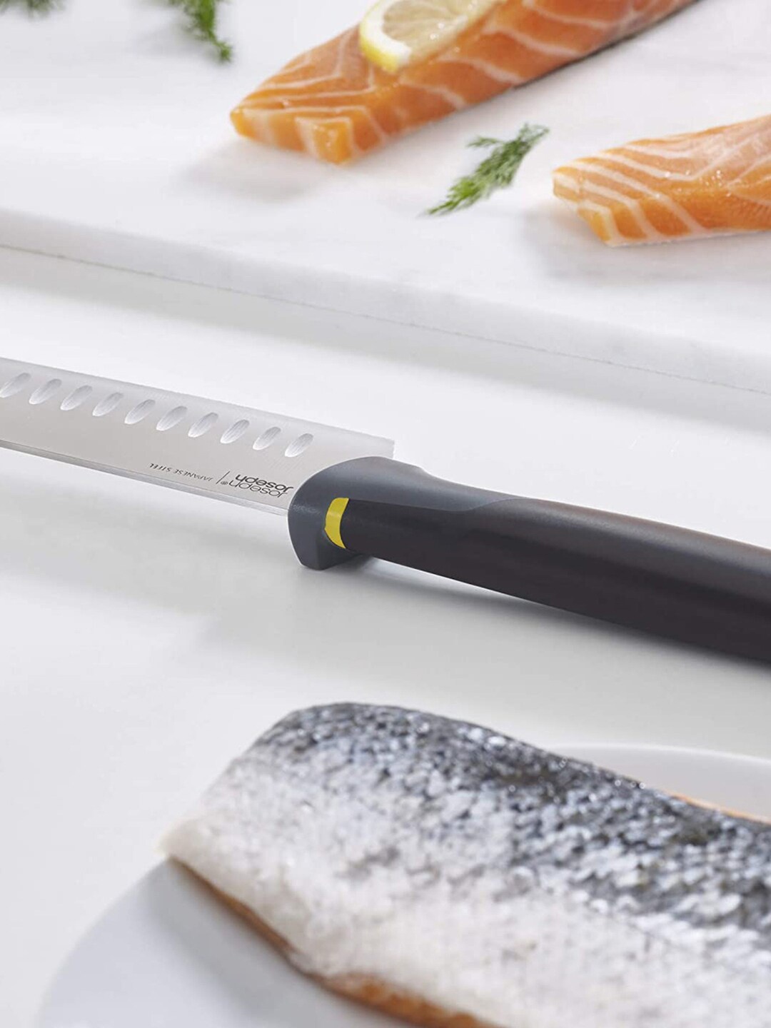 

Joseph Joseph Black & Silver-Toned Stainless Steel Knife