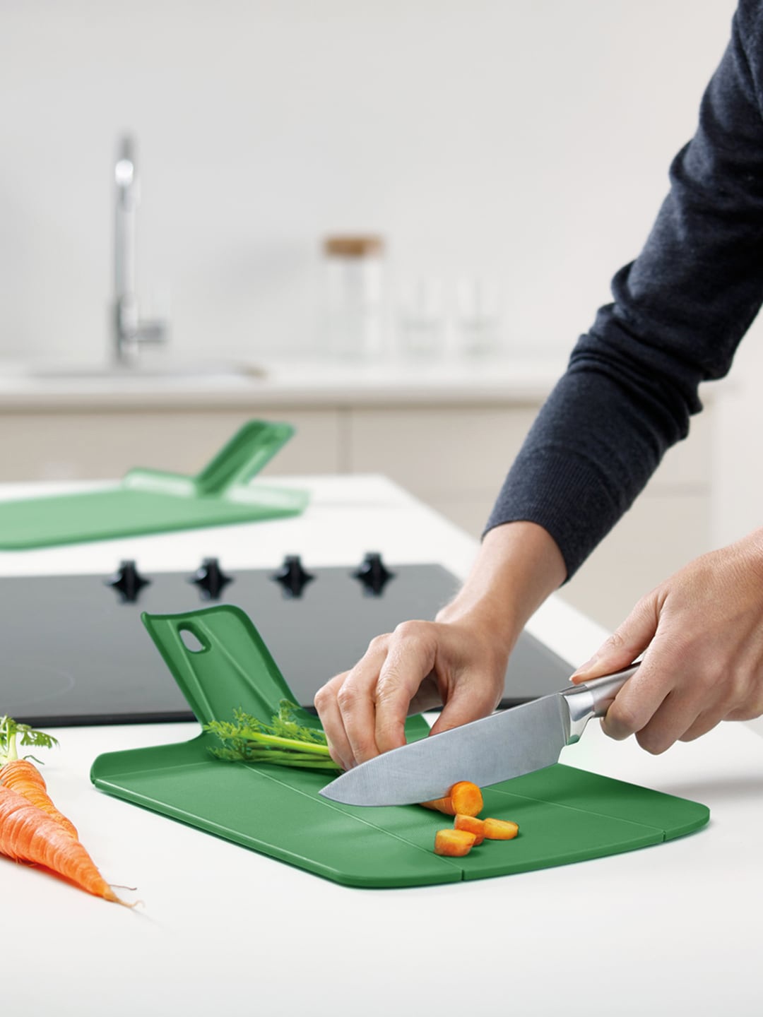 

Joseph Joseph Green Solid Chopping Board