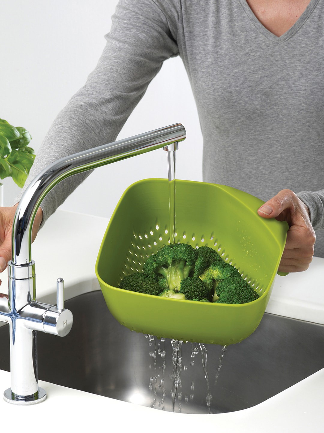 

Joseph Joseph Green Square Medium Colander