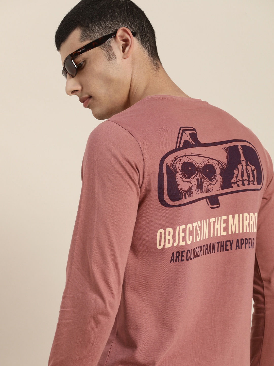 

Difference of Opinion Men Pink T-shirt