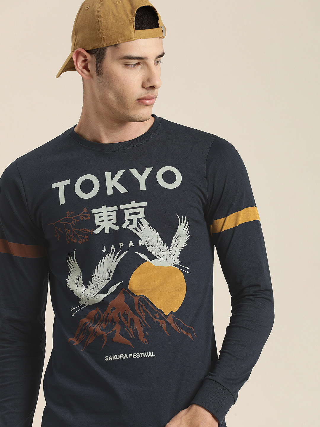 

Difference of Opinion Men Navy Blue Printed T-shirt