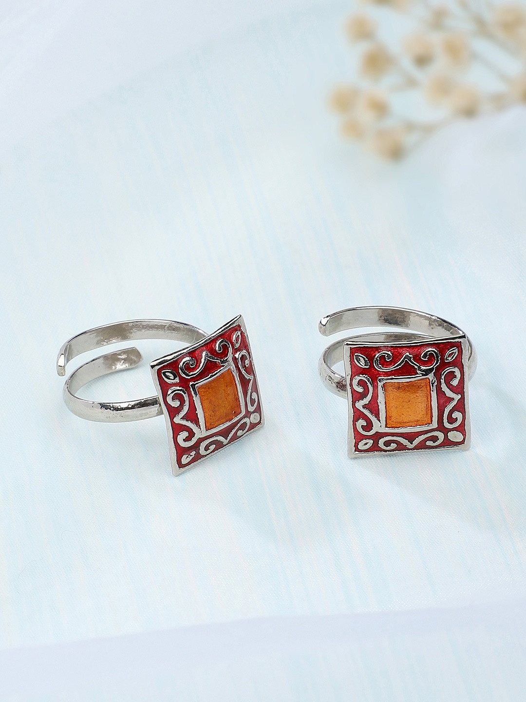 

Fabindia Women Set of 2 Red Metal Toe Ring